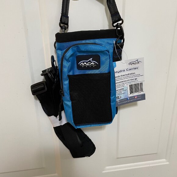 Arca Handbags - Hydro Carrier 32oz - Insulated Water Bottle Sling, Carry Handle + Shoulder Strap